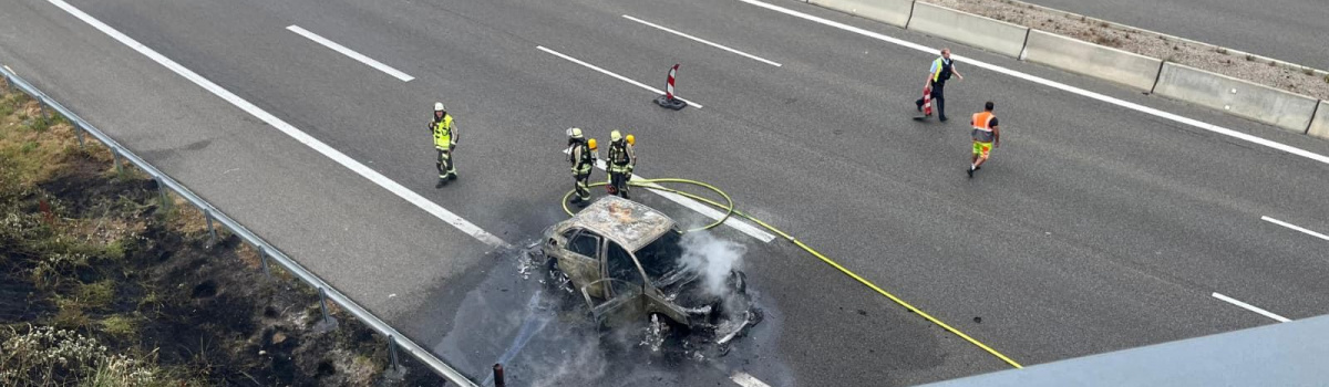 PKW-Brand BAB 6 --> Nürnberg Bild 5